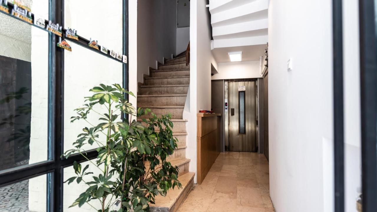 Intro Suites Istanbul Exterior foto